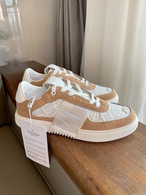 Valentino Shoe 